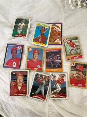 Topps St. Louis Cardinals Baseball Card Lot - Red Team Cards